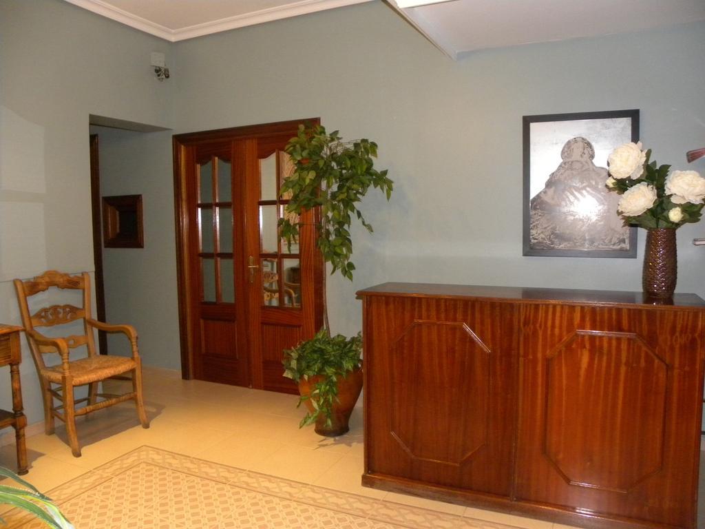 Hostal El Catalan — Foto 2